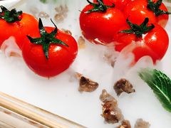 番茄脆菇沙拉-小大董·烤鸭(凤凰汇店)