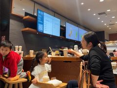 -星巴克(上海虹桥新天地二店)