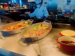 -亚洲国际大酒店·云顶阁旋转自助餐厅