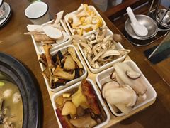 -菌乡缘·野生菌蒸汽鱼火锅(江边夜市店)
