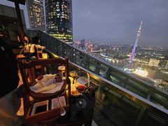 -广州柏悦酒店·悦吧·顶楼露天酒吧