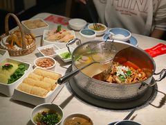 -左庭右院鲜牛肉火锅(浦江欢乐颂店)
