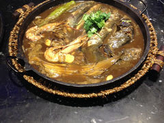 熬杂鱼-盐汪子杂鱼馆(大港店)