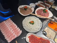 -海底捞火锅智慧餐厅(中骏世界城店)