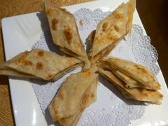 -阿三鱼头泡饼·家常菜