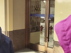 门面-老人和饭店(淮海中路店)