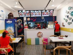 用餐区-鲲少爷烤鱼饭.螺蛳粉·清真(爱琴海店)