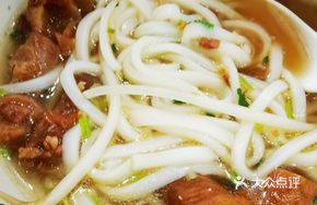 Beef Offal and Beef Shank Rice Noodles
