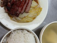 -华香鹅快餐店