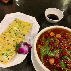 -鑫淼餐饮娱乐中心(江东街店)