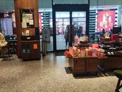大堂-星巴克(厦门SM新生活广场店)