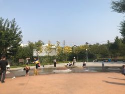 -酷酷兔少儿拓展天地