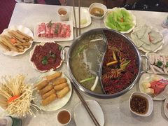 &nbsp;鸳鸯锅-小王少龙火锅(沙南街店)