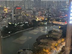 -荣誉国际酒店-云顶旋转餐厅