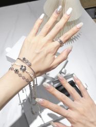 -LISSOM莉森 Nail ·美甲美睫原创定制店