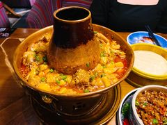 油焖铜锅鸡-雀舞云南菜(天津天河城购物中心店)