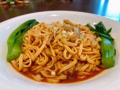 -景月阁空中食府(希尔顿酒店)