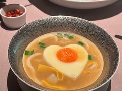 -新荣记(南京西路店)