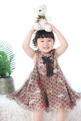 -现代经典婚纱摄影