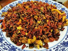 -黄桷树曹家私房菜(江与城店)