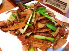 -黑鸡小馆(金源店)