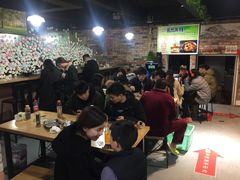 等位区-阿姨小肉摊(同济西苑店)