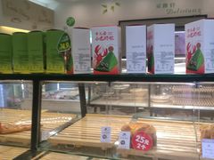 面包甜点陈列柜-巴莉甜甜(安高城市商业广场店)