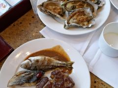 -松山湖凯悦酒店·Café自助餐厅·周末火舞秀表演
