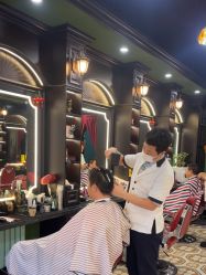 -豪帅男士理容馆