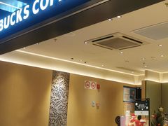 -星巴克臻选(上海中环广场2F店)