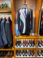 -德川洋服西服礼服订制·丽都皇冠店