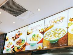 -小杨生煎(金山百联购物中心3楼店)