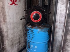 -荒岛实景沉浸密室(江汉路1店)