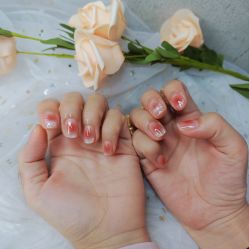 -丫丫NAIL日式自助美甲美睫沙龙