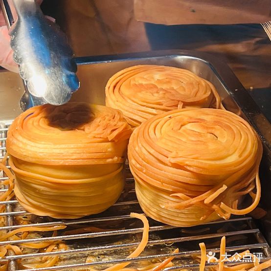 老城厚金丝牛肉饼(食品街店)