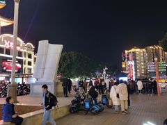 -市中心风采楼步行街