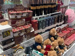 -名创优品(山东青岛华润万象城店)