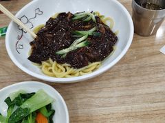 招牌炸酱面-喜来苑