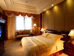 -上海华凯华美达广场酒店