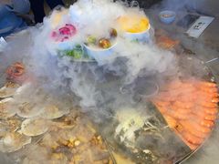 -日进一片海.生腌海鲜火锅.宵夜烧烤(三里屯总店)