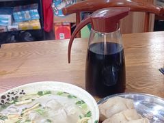 -黄阿姨锅贴大王(万航渡路店)