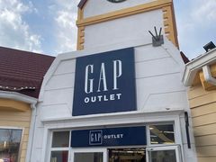 -GAP(王府井奥莱·香江小镇店)