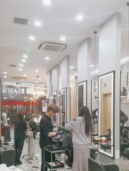 -韩国丽安形象设计