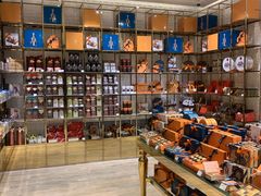 -VENCHI 闻绮(北京国贸商城店)