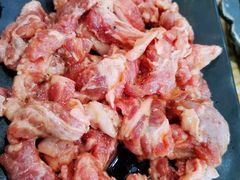 -啊美丽炭火烤肉(滑翔一店)