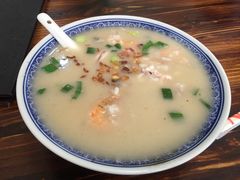 -亚忠小吃店(曾厝垵店)