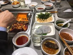 -海底捞火锅(宝龙广场夜宵主题店)