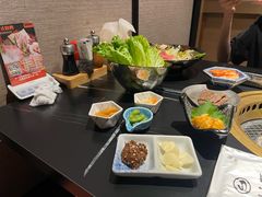 -山川小町·极番烧肉(新地假日广场店)