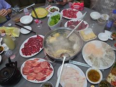 -官塘陈记鱼生·潮汕砂锅粥·牛肉火锅(潮枫路总店)