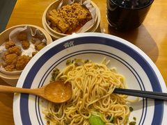 -霸蛮湖南菜·牛肉粉(荣京西街店)